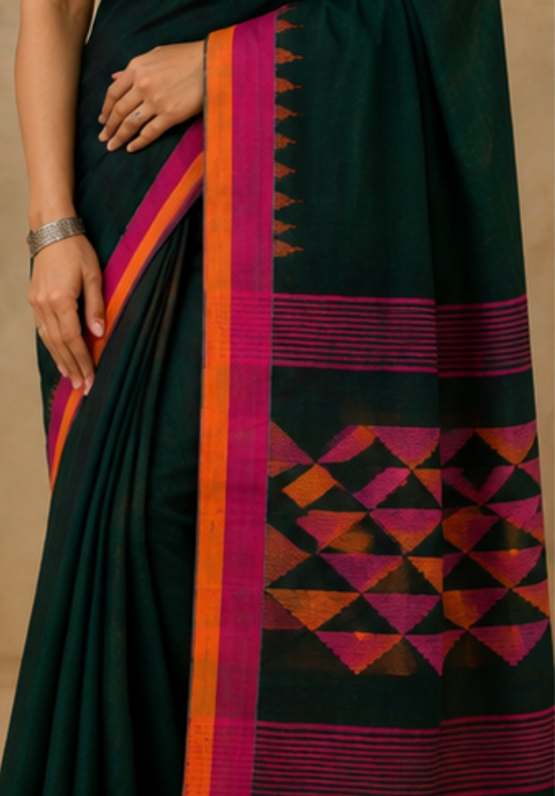 RANGREKHA CHECKS SAREE